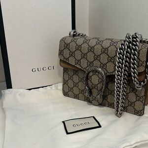 Gucci Dionysus GG Supreme mini bag
